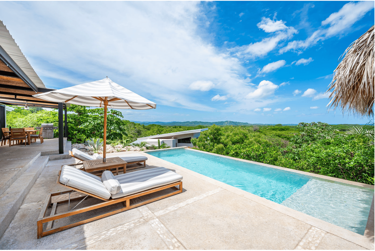 Casa Salinas – 3 beds ocean view home in playa grande