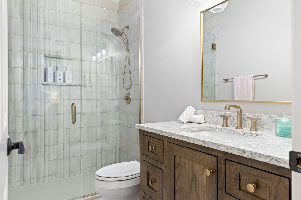 24 Williamsburg Estates Drive