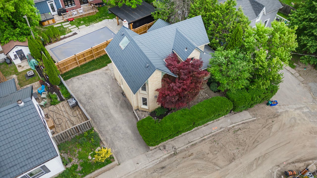 411 Millard Ave, Newmarket