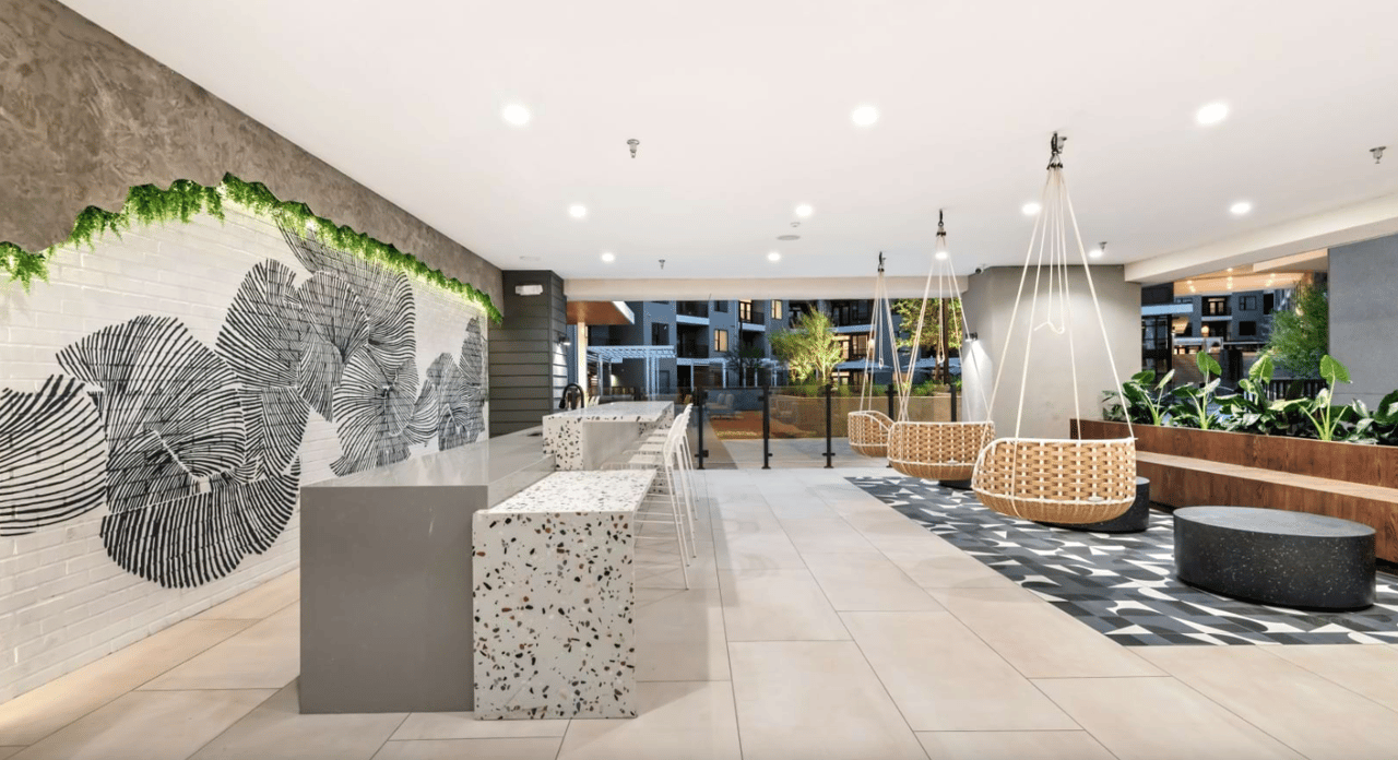 Lease today-Live up to 8 weeks for FREE!