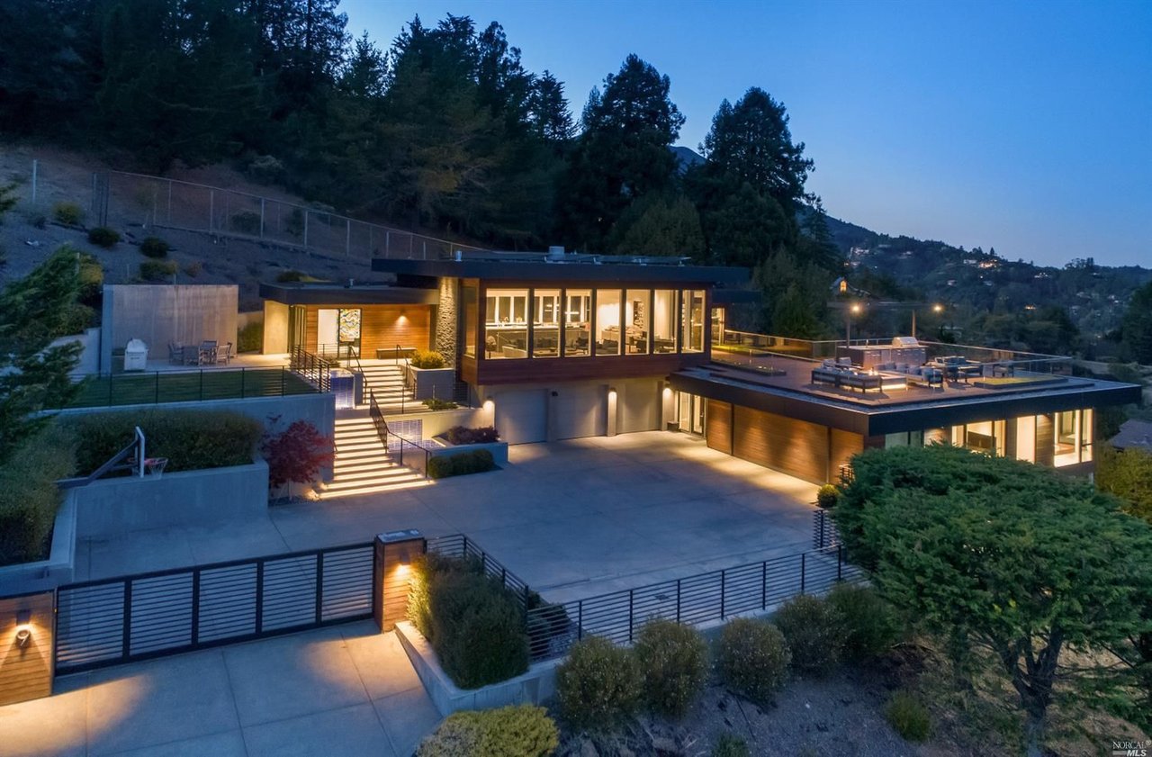 9 Walsh Dr