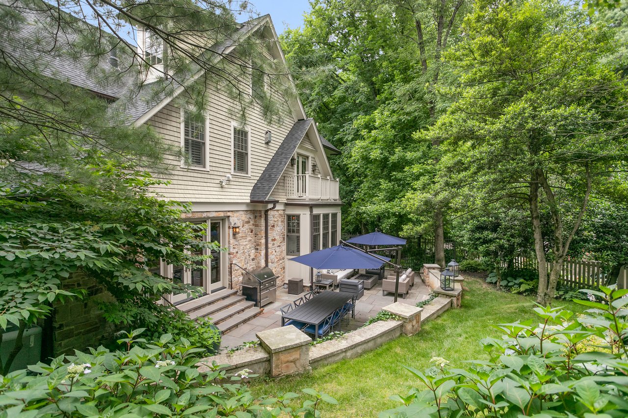 5025 Linnean Ave NW, Washington, DC 20008