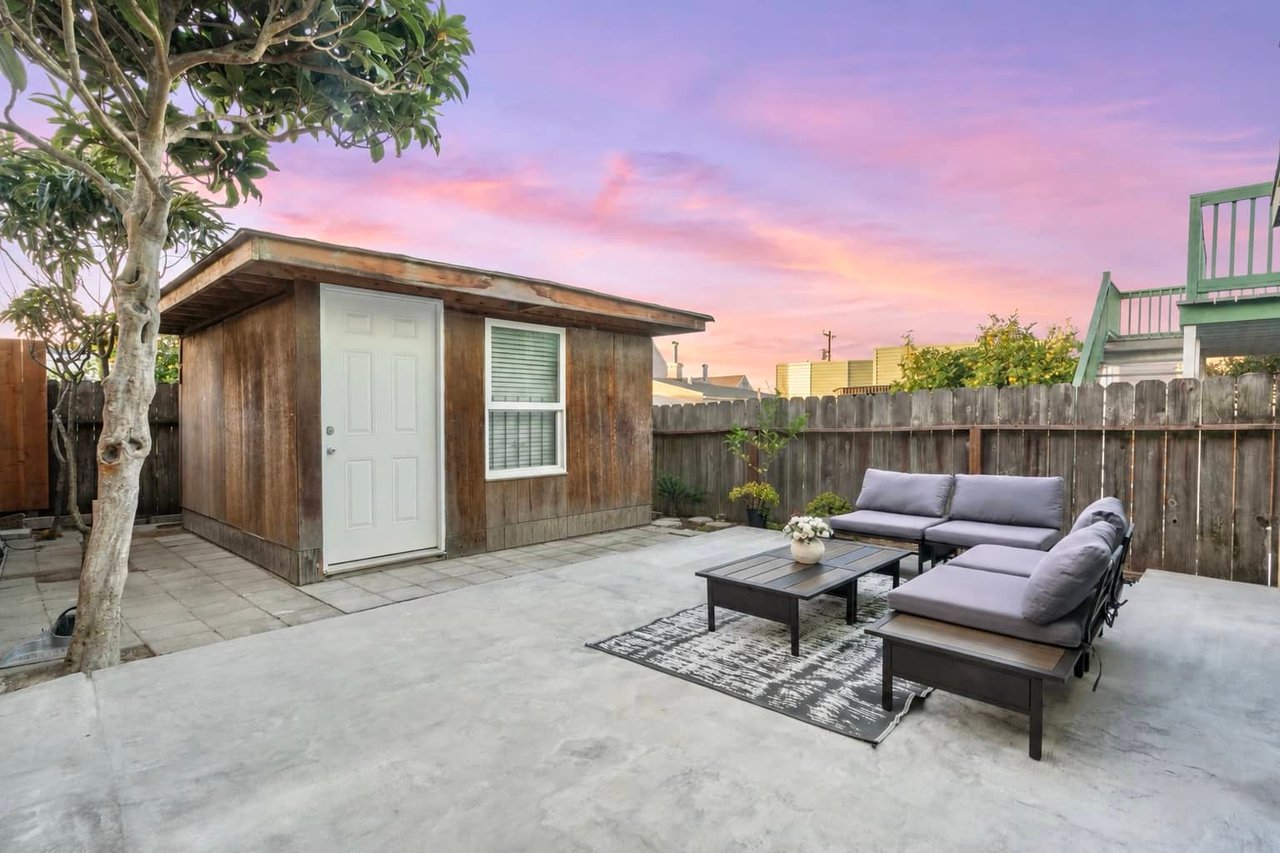 32 Seville St