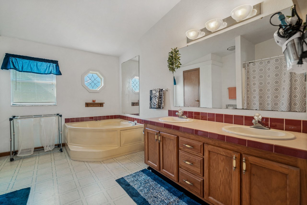 34707 WINDING HILLS LOOP 