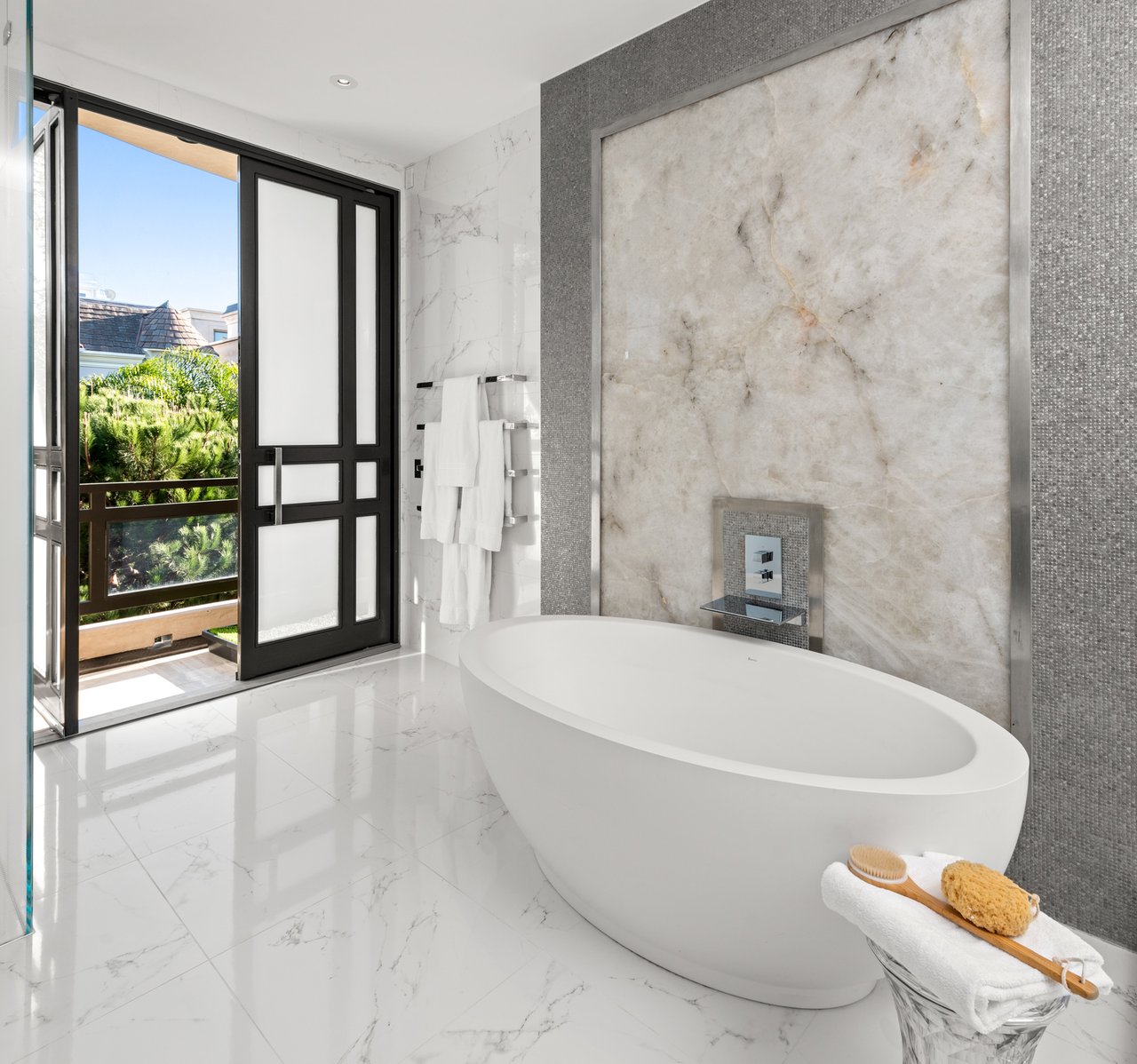 145 Channel Pointe Mall