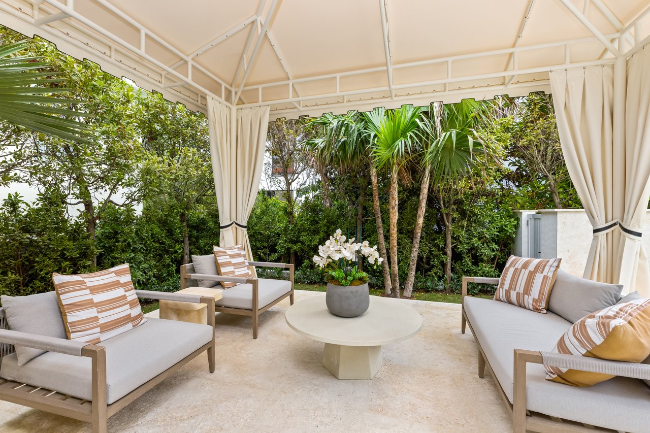 New Construction in Coveted Midtown