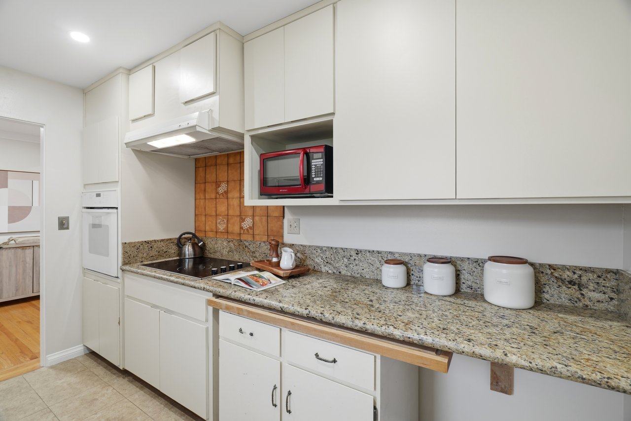 3240 Santa Maria Avenue