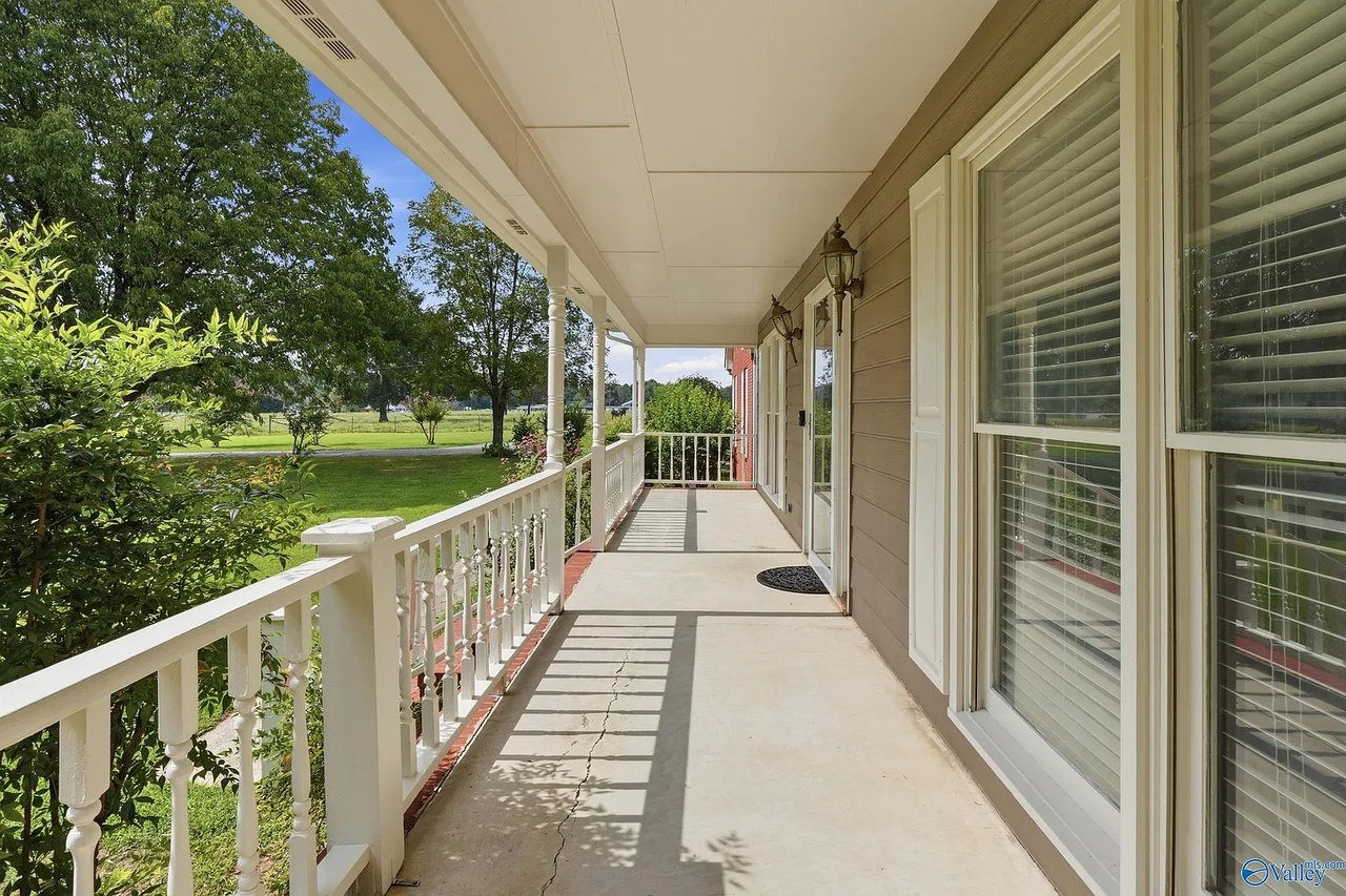 3303 Turnpike Rd