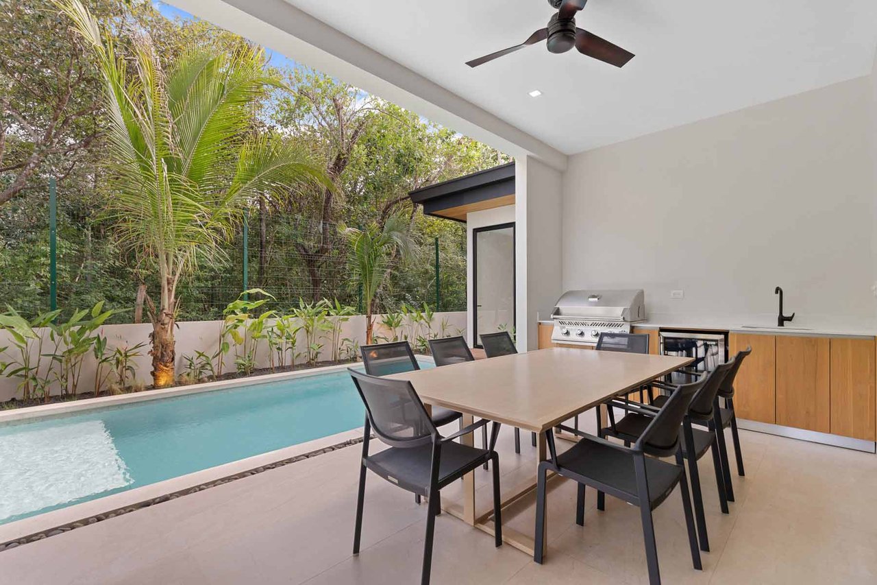 Bosques de Pinilla #16 | Modern 6-Bedroom Tropical Retreat with Casita in Hacienda Pinilla