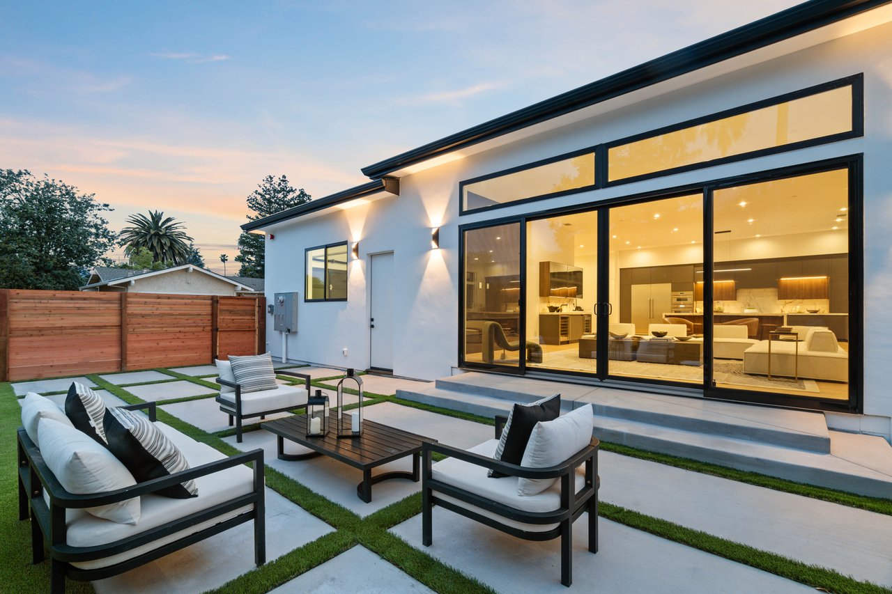 Sun Valley Court