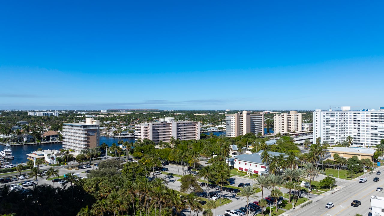 W Pompano Beach Hotel & Residences