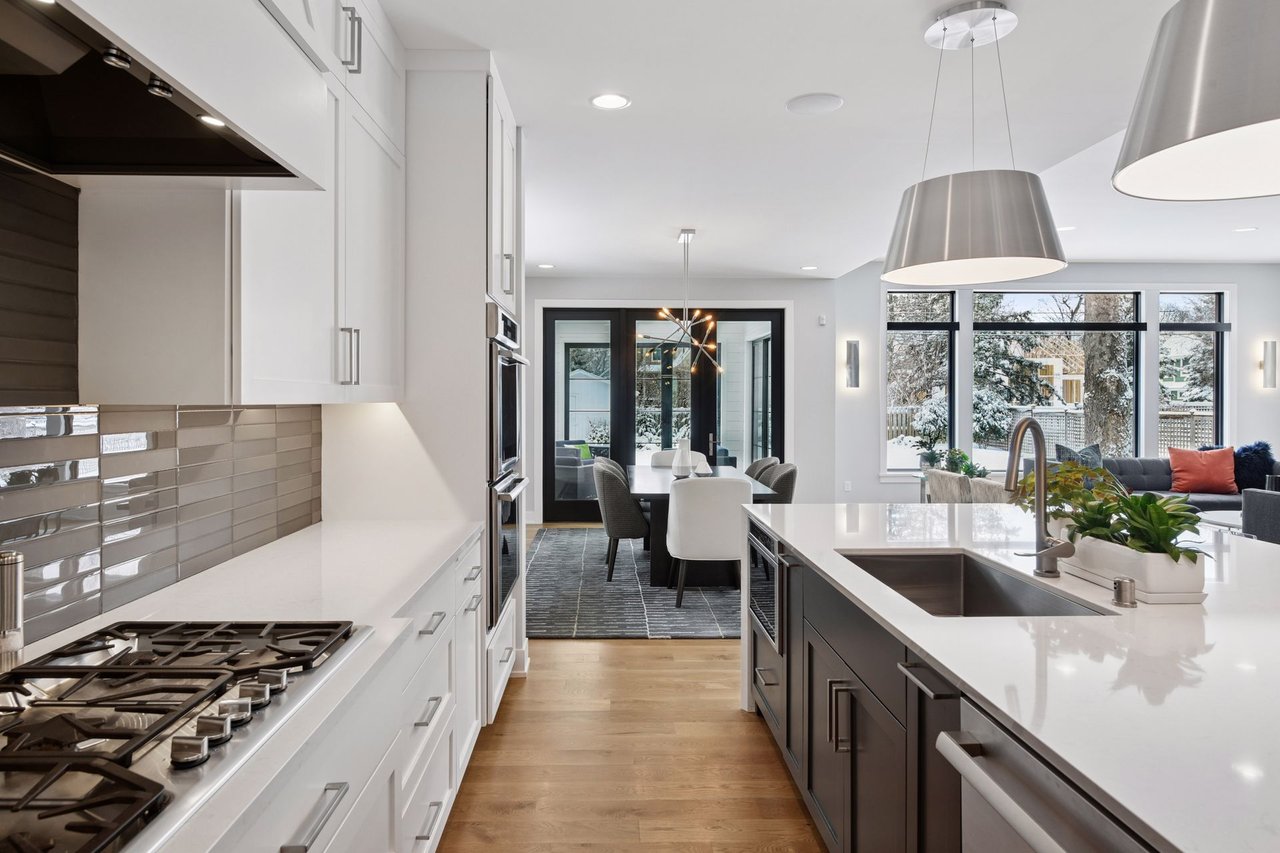 630 Gardner Street E, Wayzata