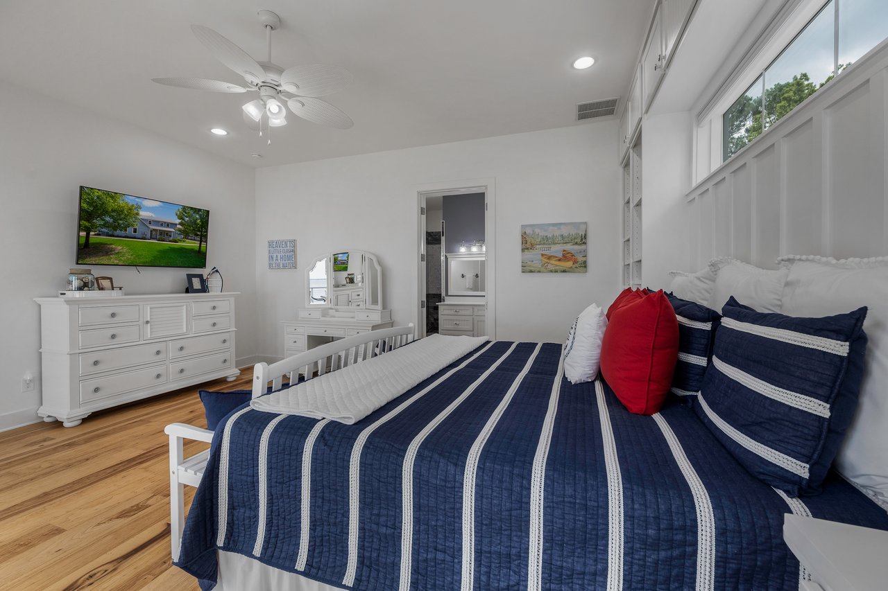 Lakefront Luxury