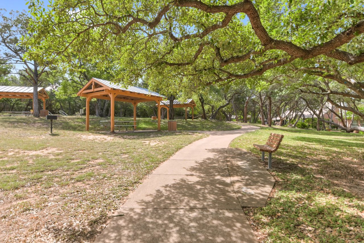 Golf Course Grandeur - 9112 Balcones Club Drive