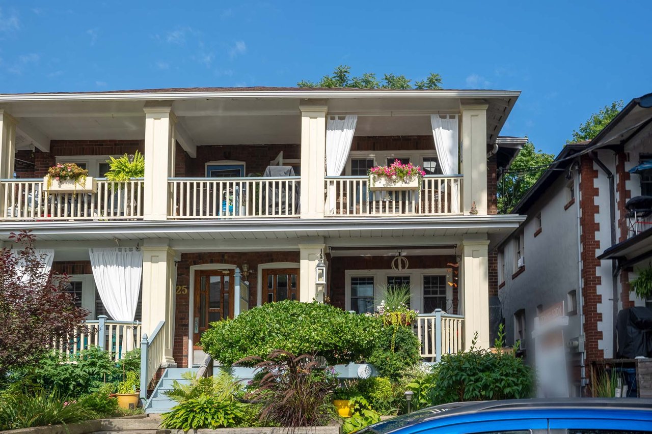 23 Scarboro Beach Blvd Uppr