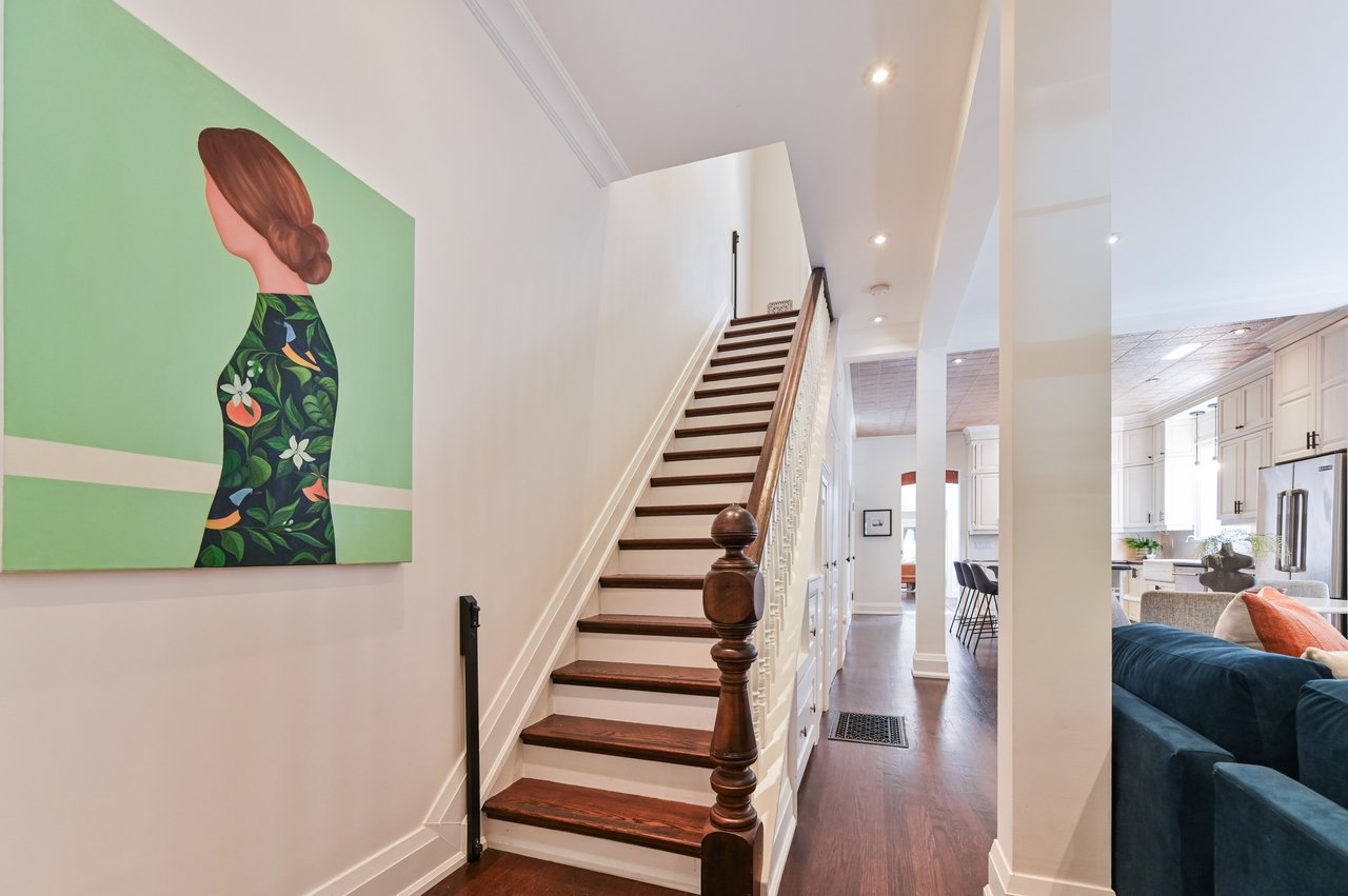 61 Gwynne Avenue, Toronto