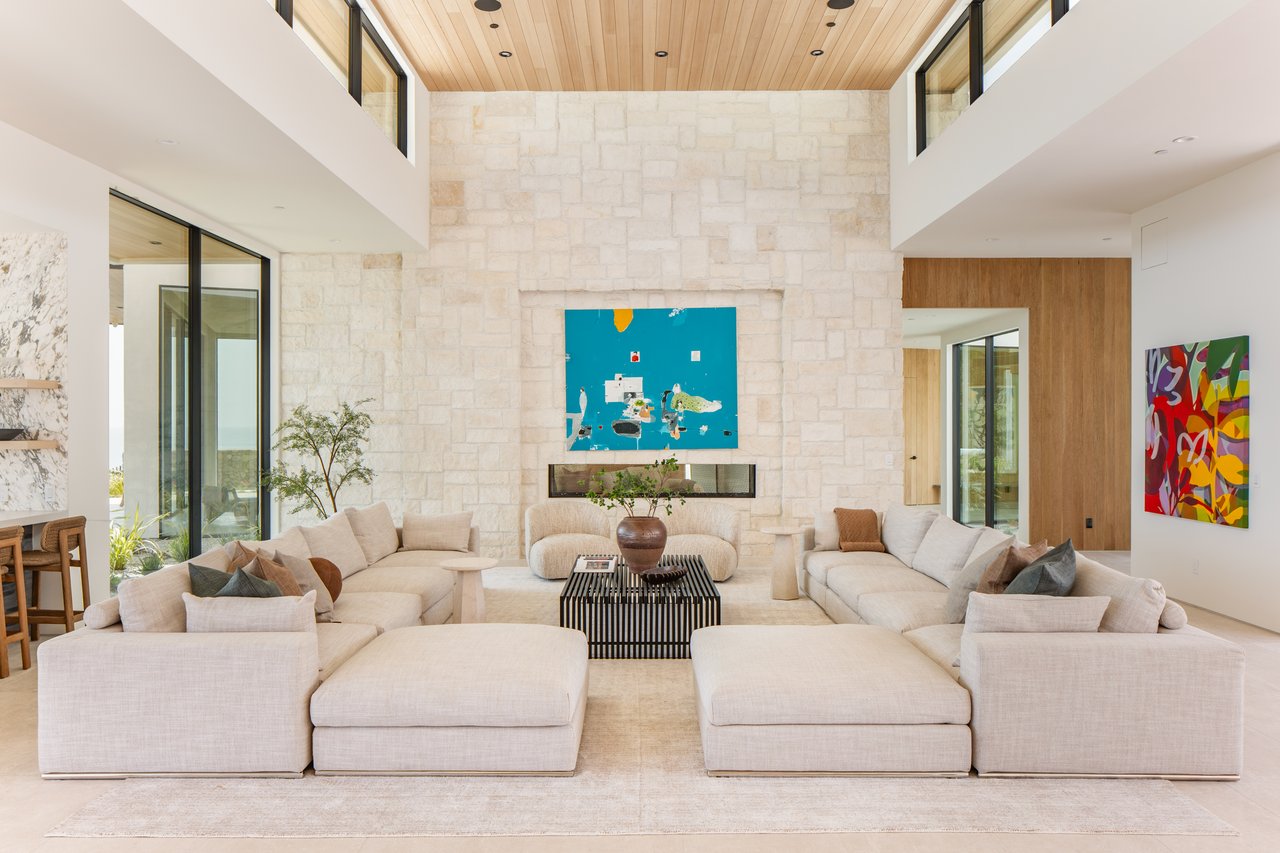 Ellice Street, Malibu