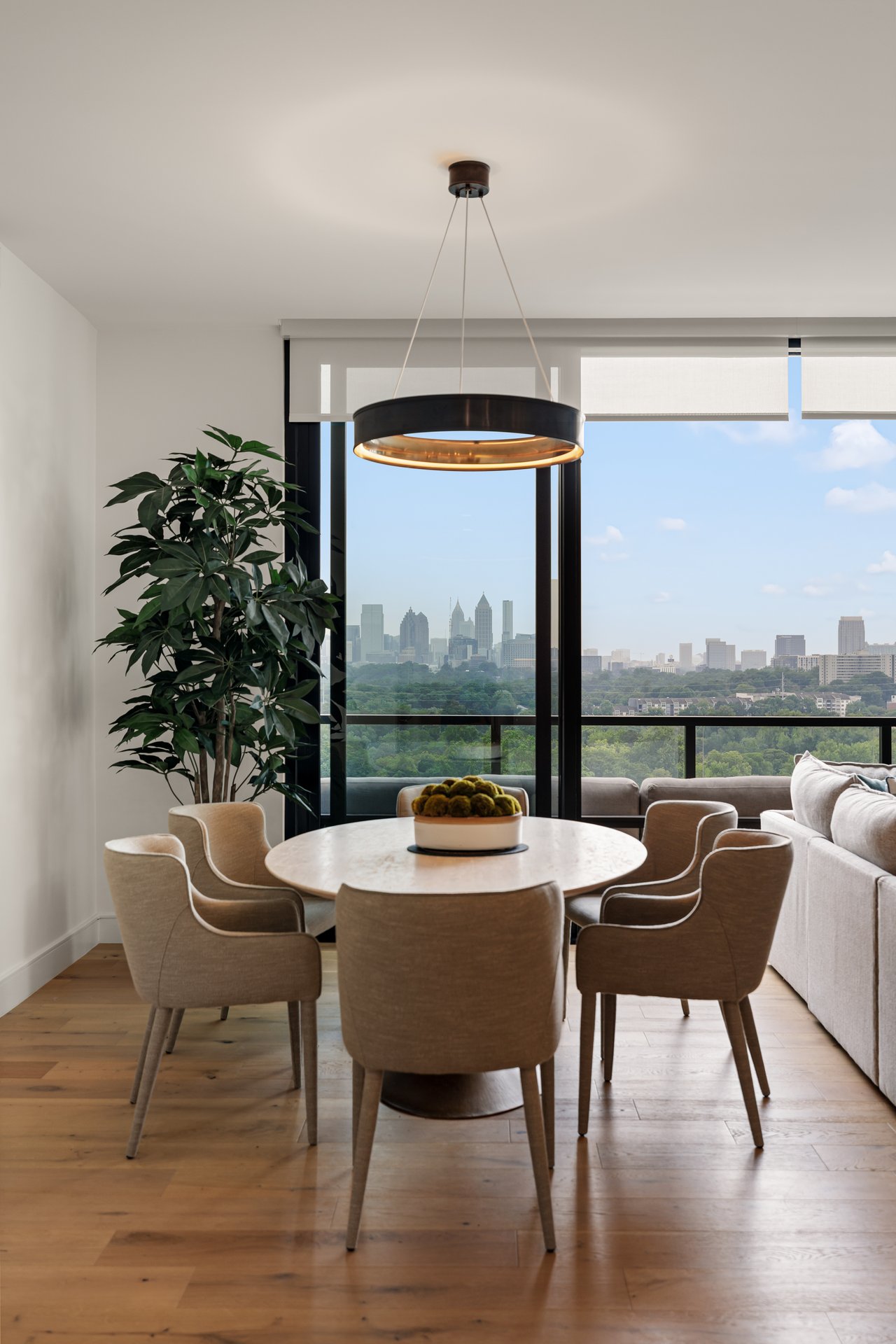 2425 Peachtree Road NE Unit 1406