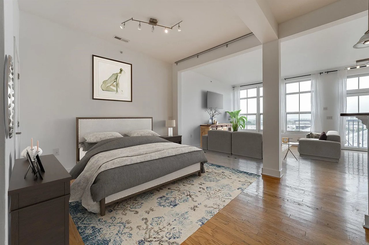 3 Greenwich Dr #112