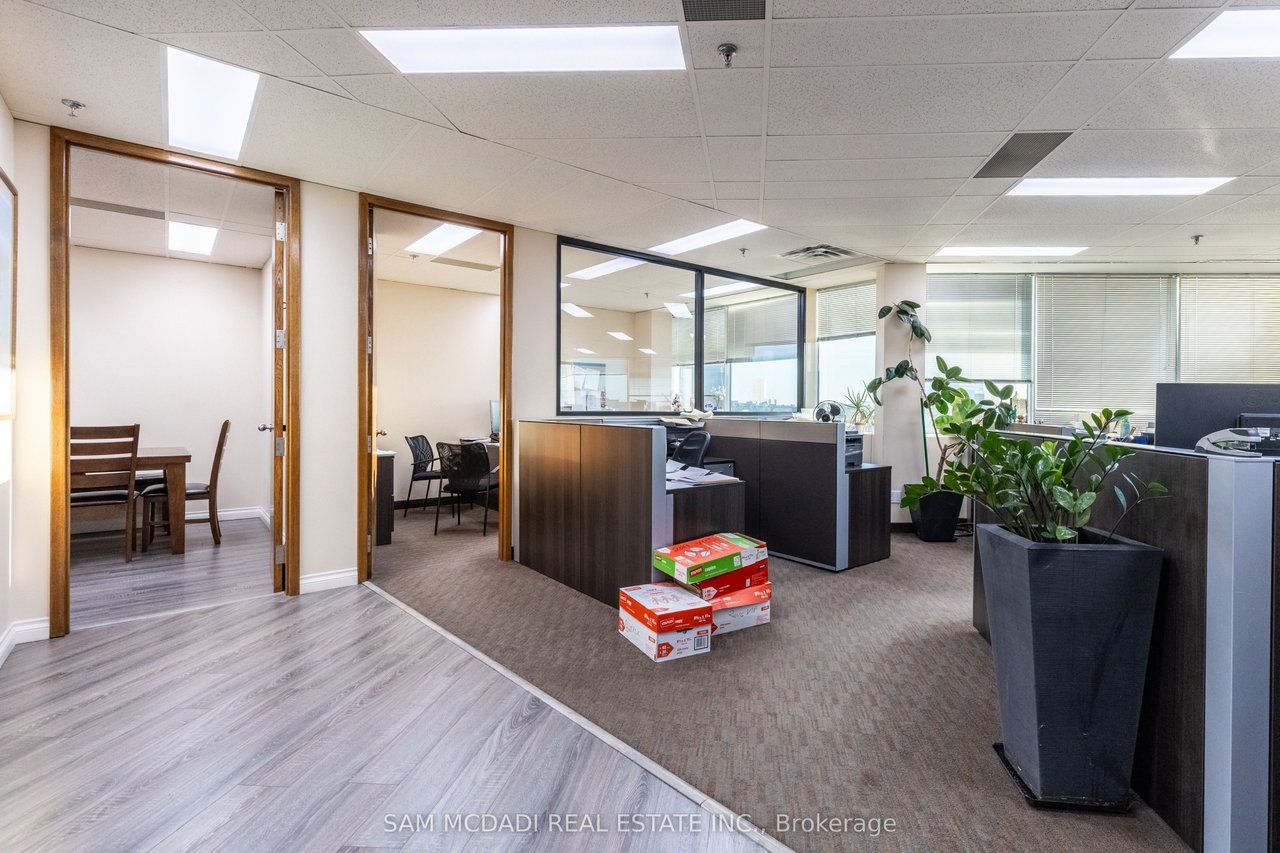 2800 Skymark Ave, #309
