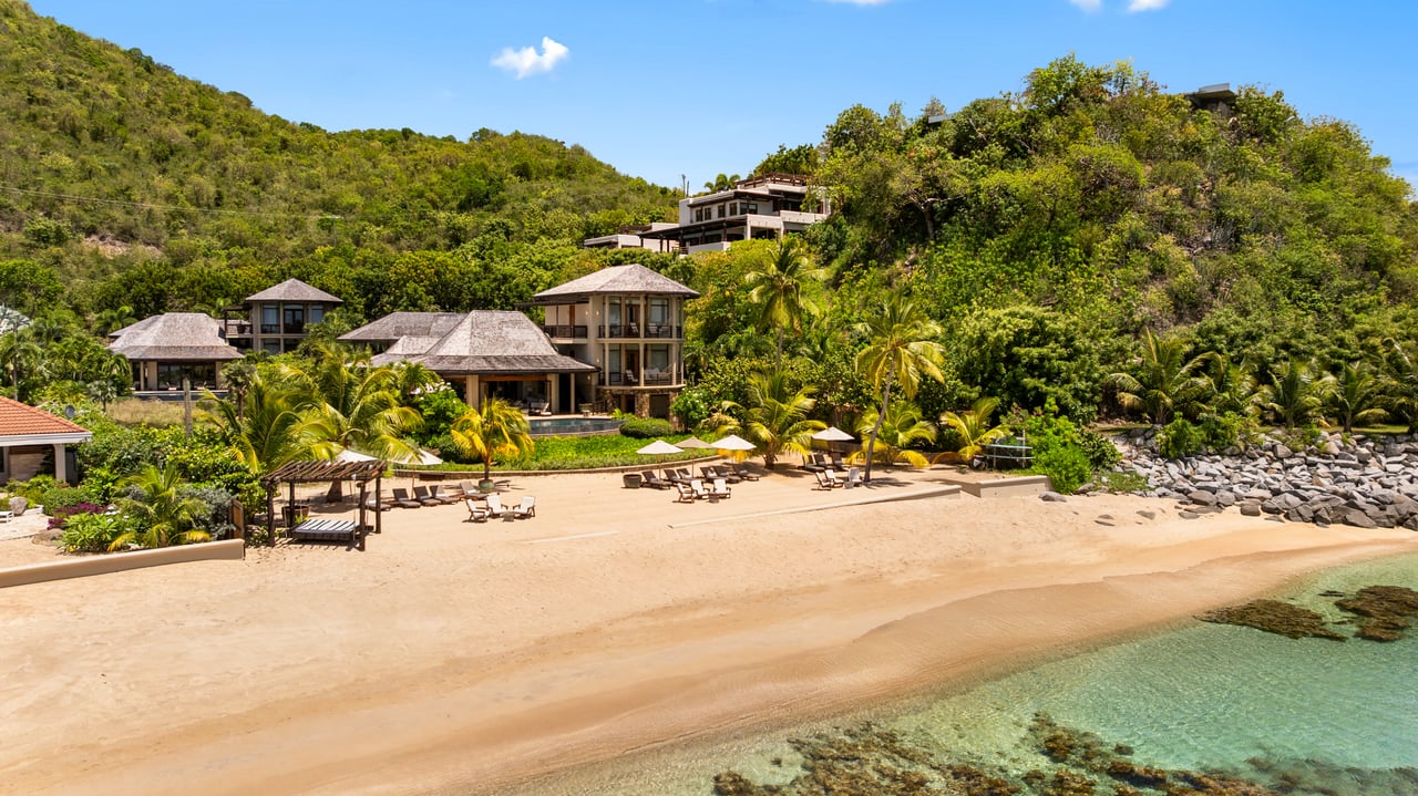 Aquamare Beachfront Villa