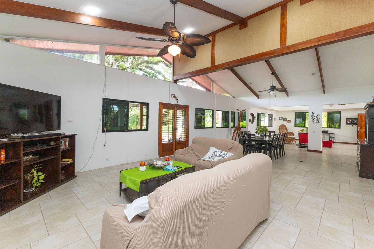 La Casona , 5 bdr estate