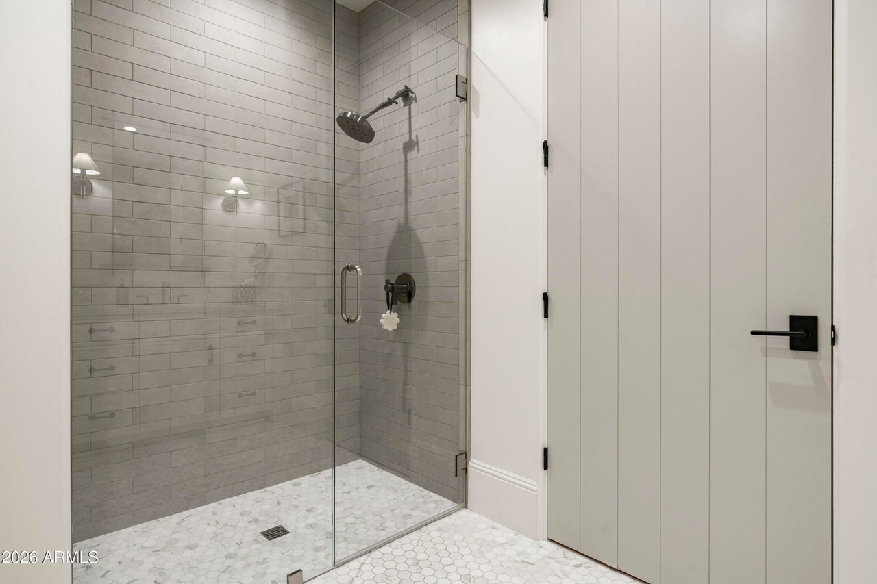 5432 E VIA DEL CIELO