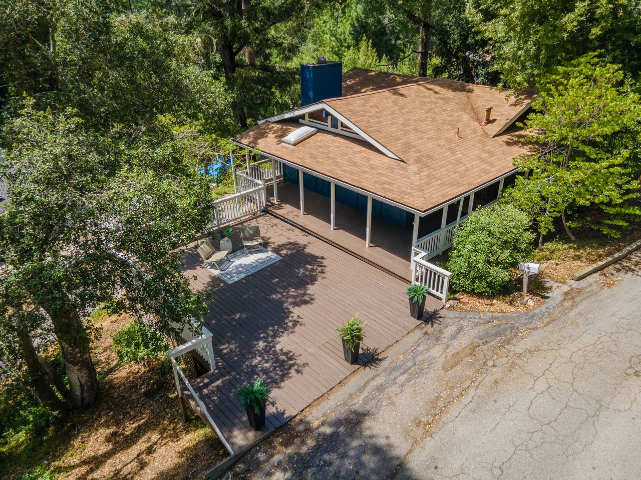 12 Summit AVE