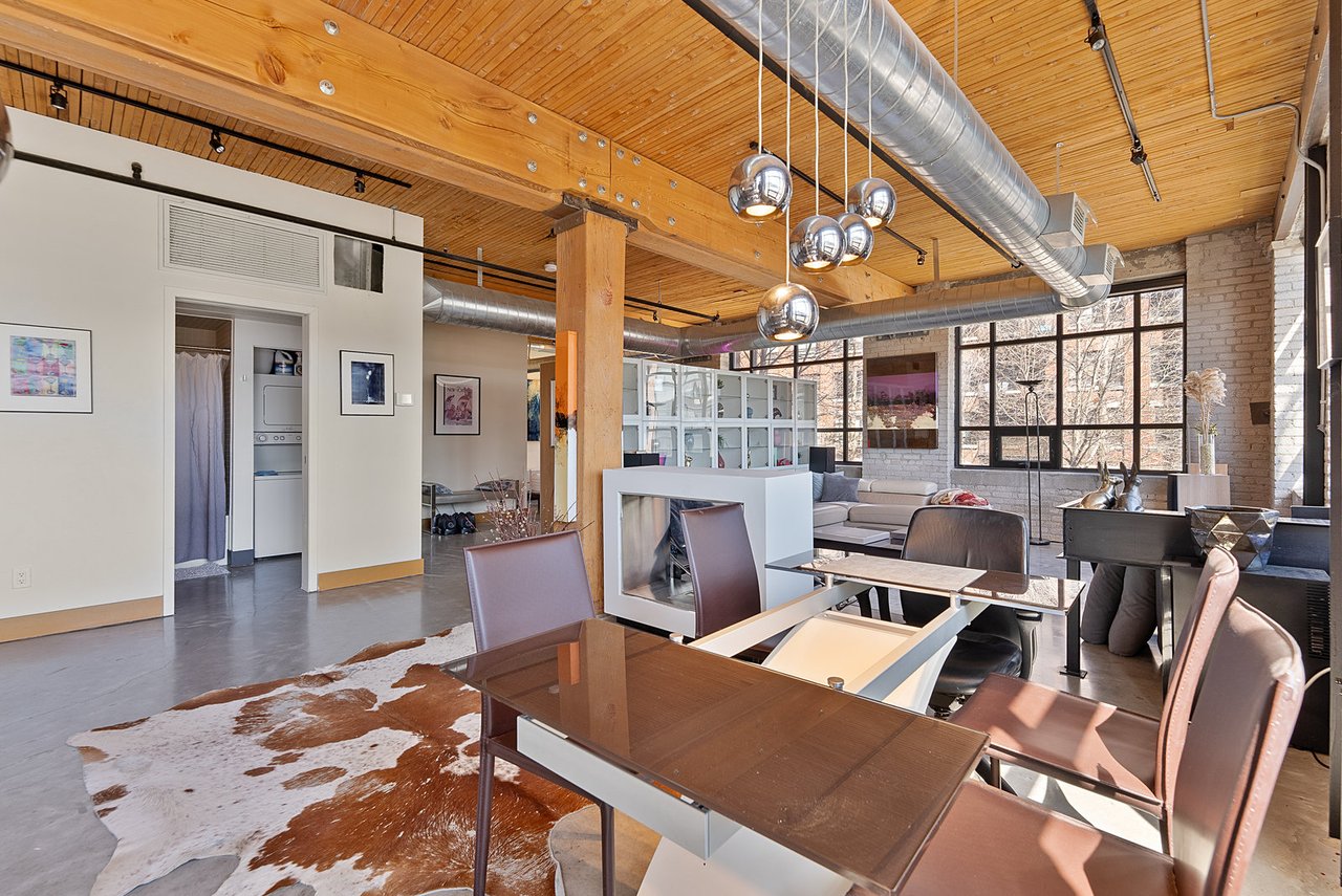 68 Broadview Ave S Unit: 203