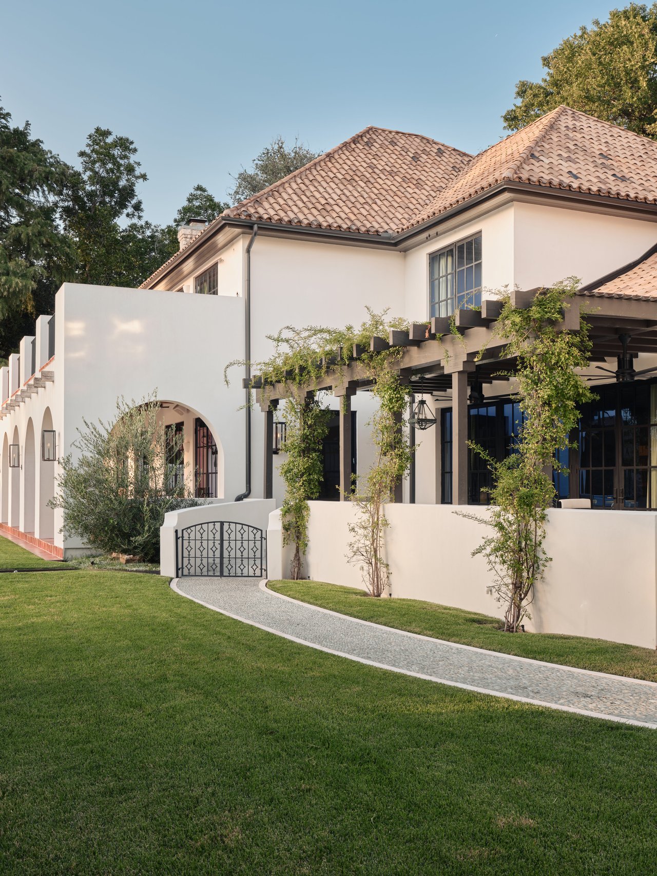 Villa Serena on Lake Austin | A Waterfront Sanctuary