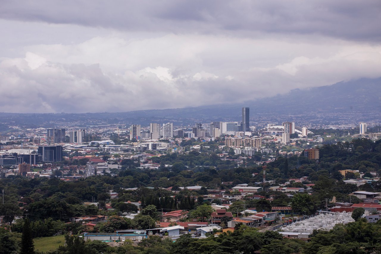 Premier Panoramic City View Penthouse, Escazu, San Jose