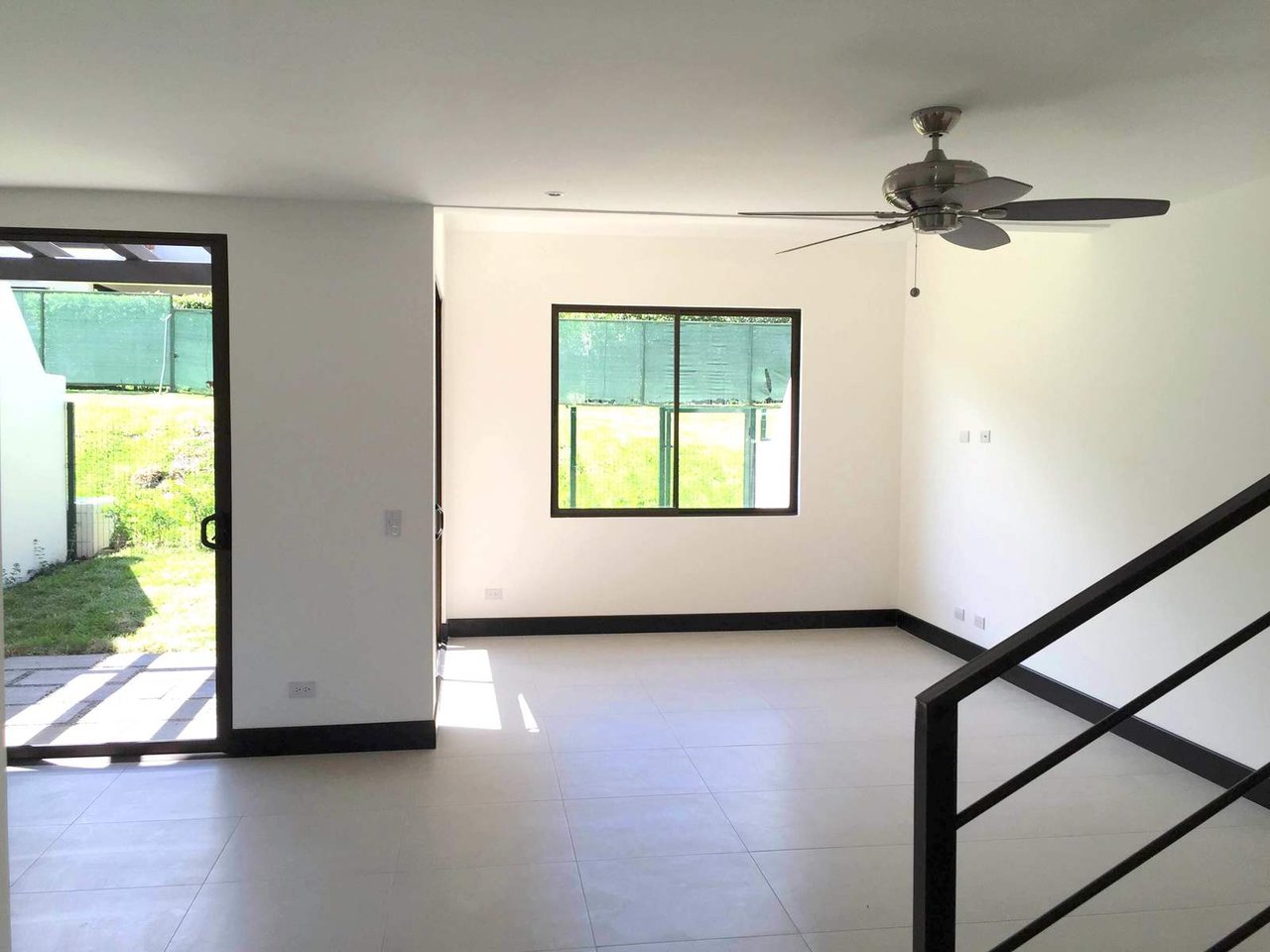 Contemporary Multi Level Townhome, Ciudad Colon, San Jose