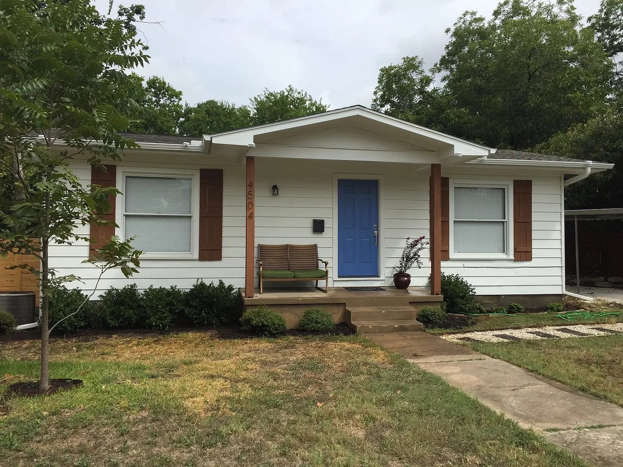 4504 Richmond Ave
