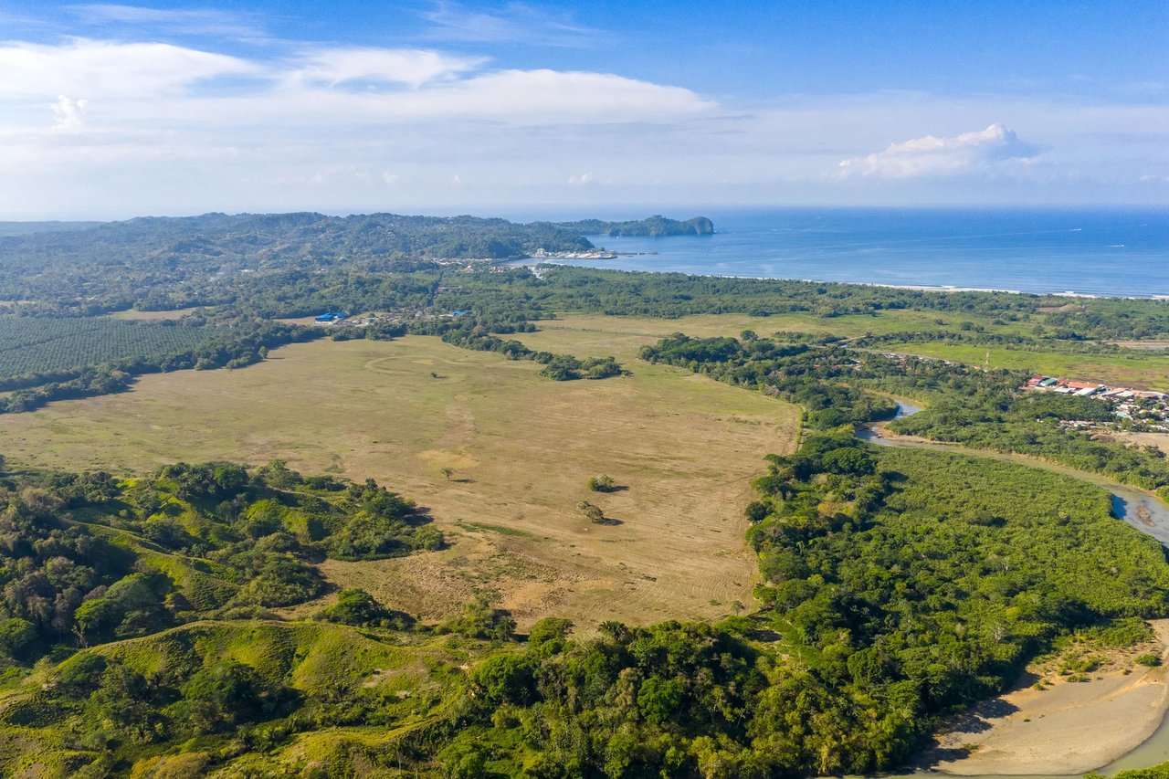 Agricultural Development Land, Manuel Antonio, Puntarenas