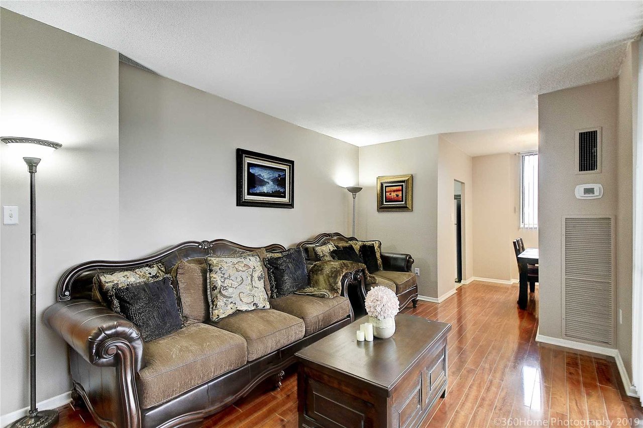 10 Muirhead Rd #107