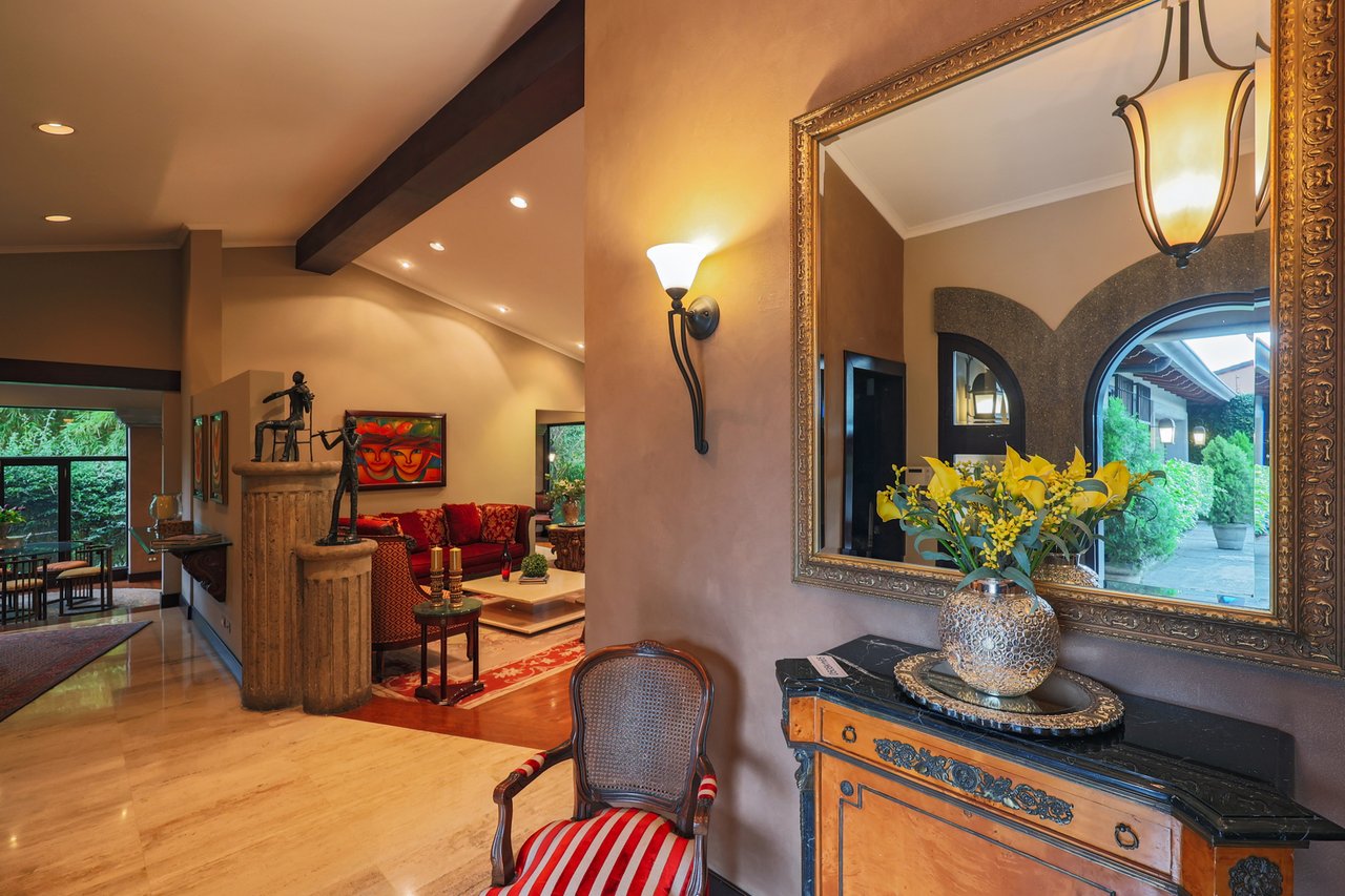 European Estate Pool Villa, Escazu, San Jose