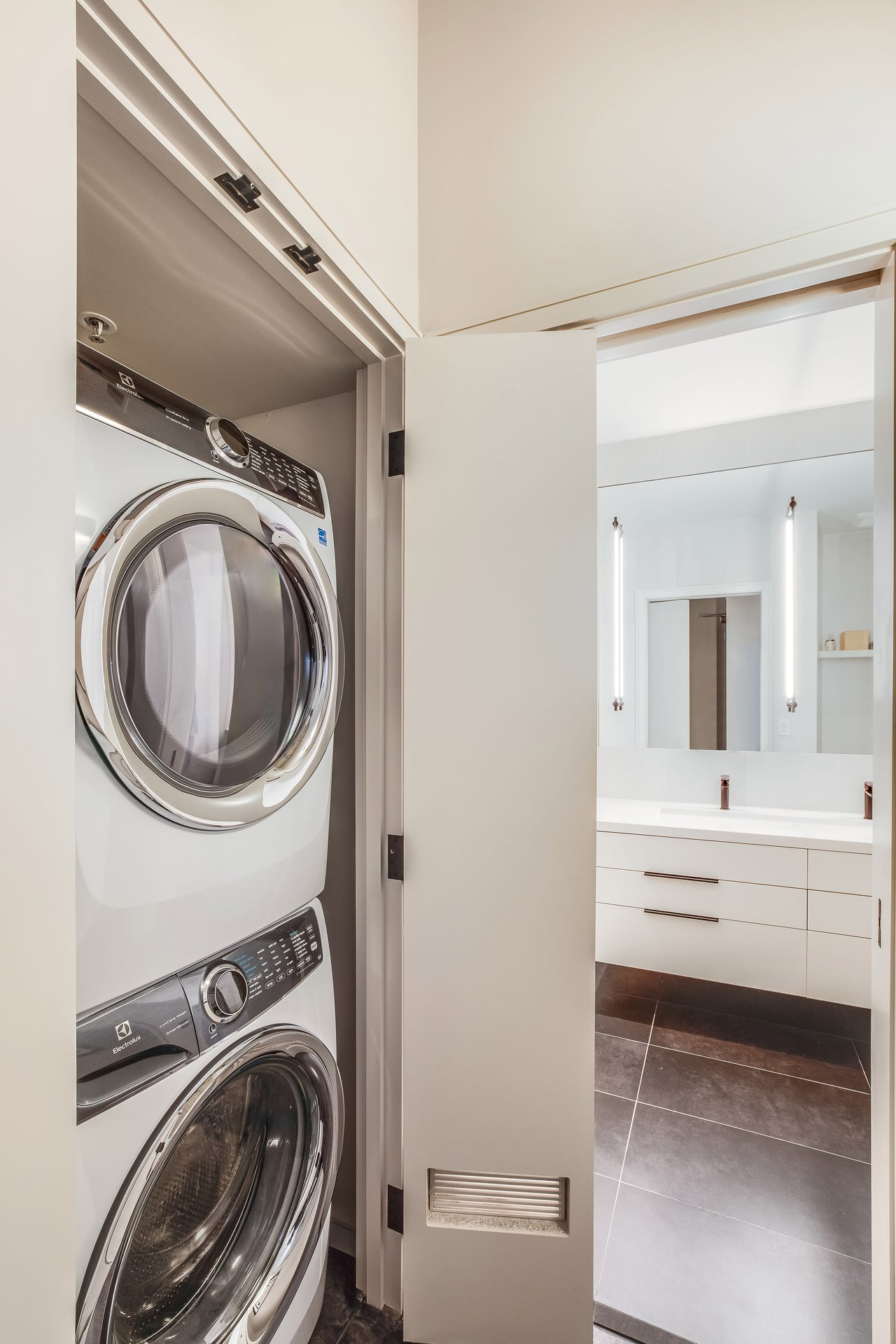 Designer Renovation at Embarcadero Lofts