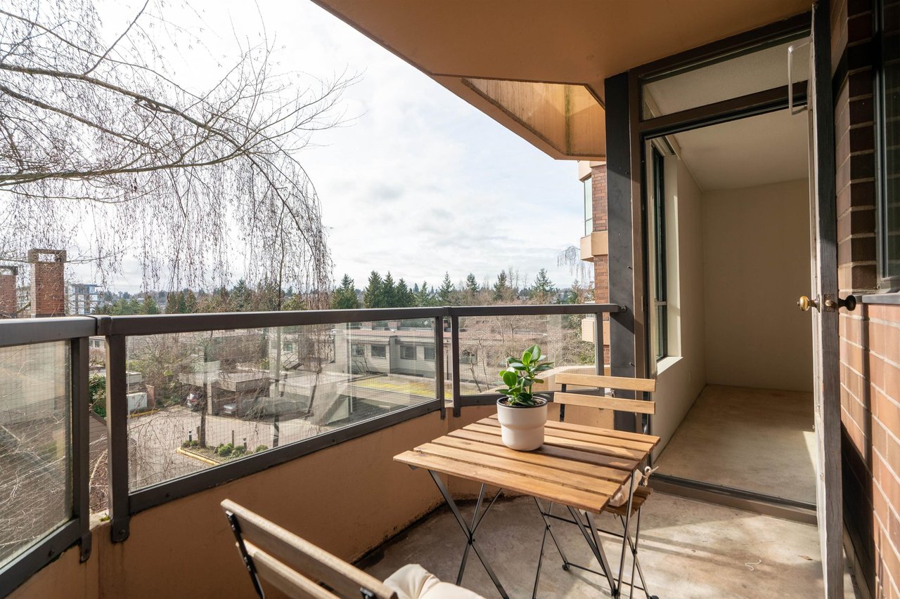 409-3905 Springtree Drive, Vancouver