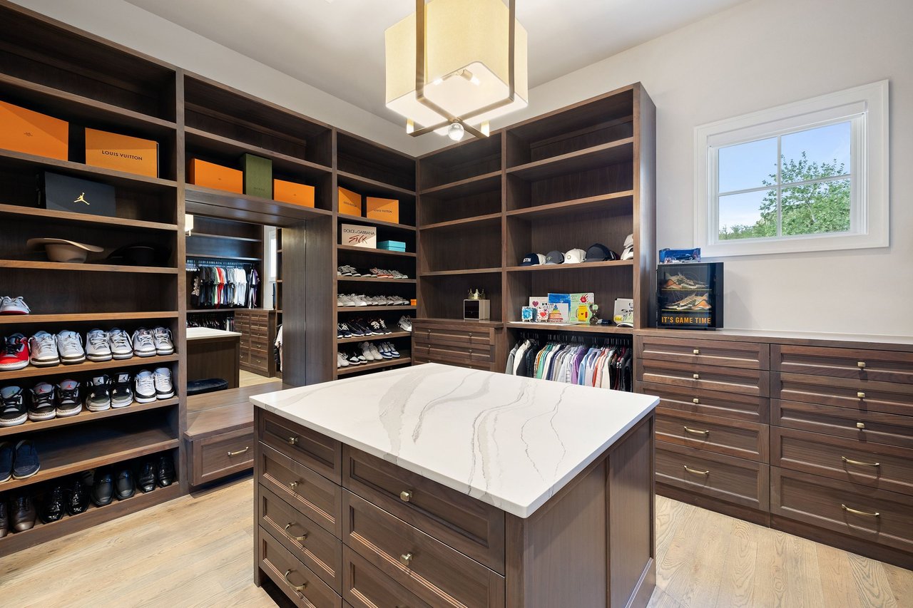 5601 Laceback Terrace