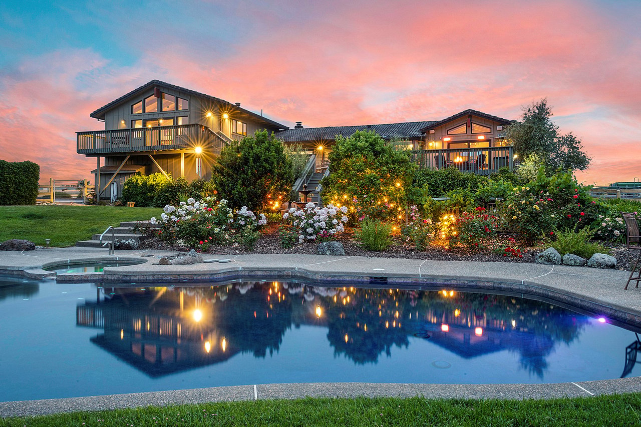 Santa Rosa Custom Equestrian Facility