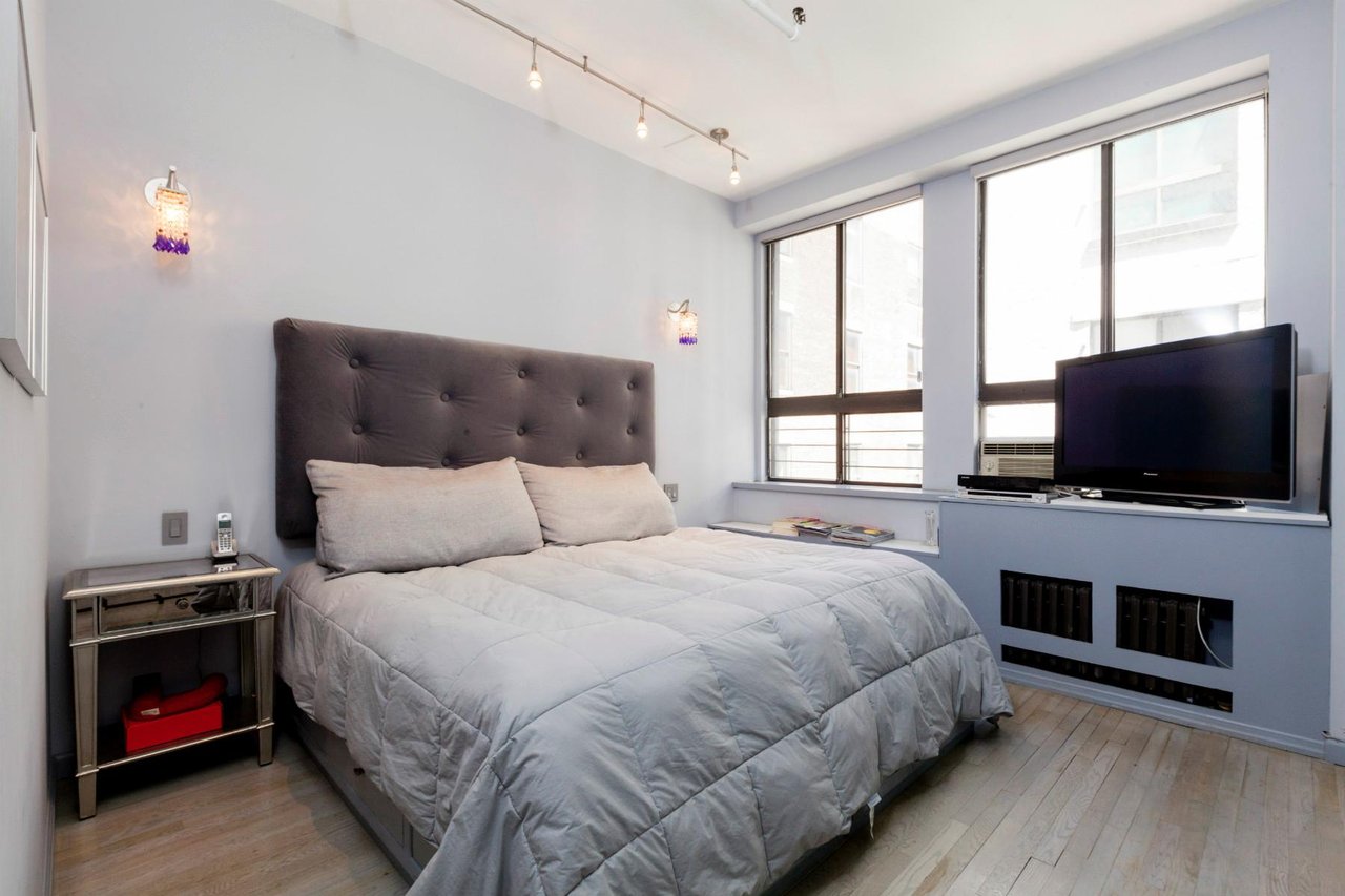 117 West 17th Street, #4D