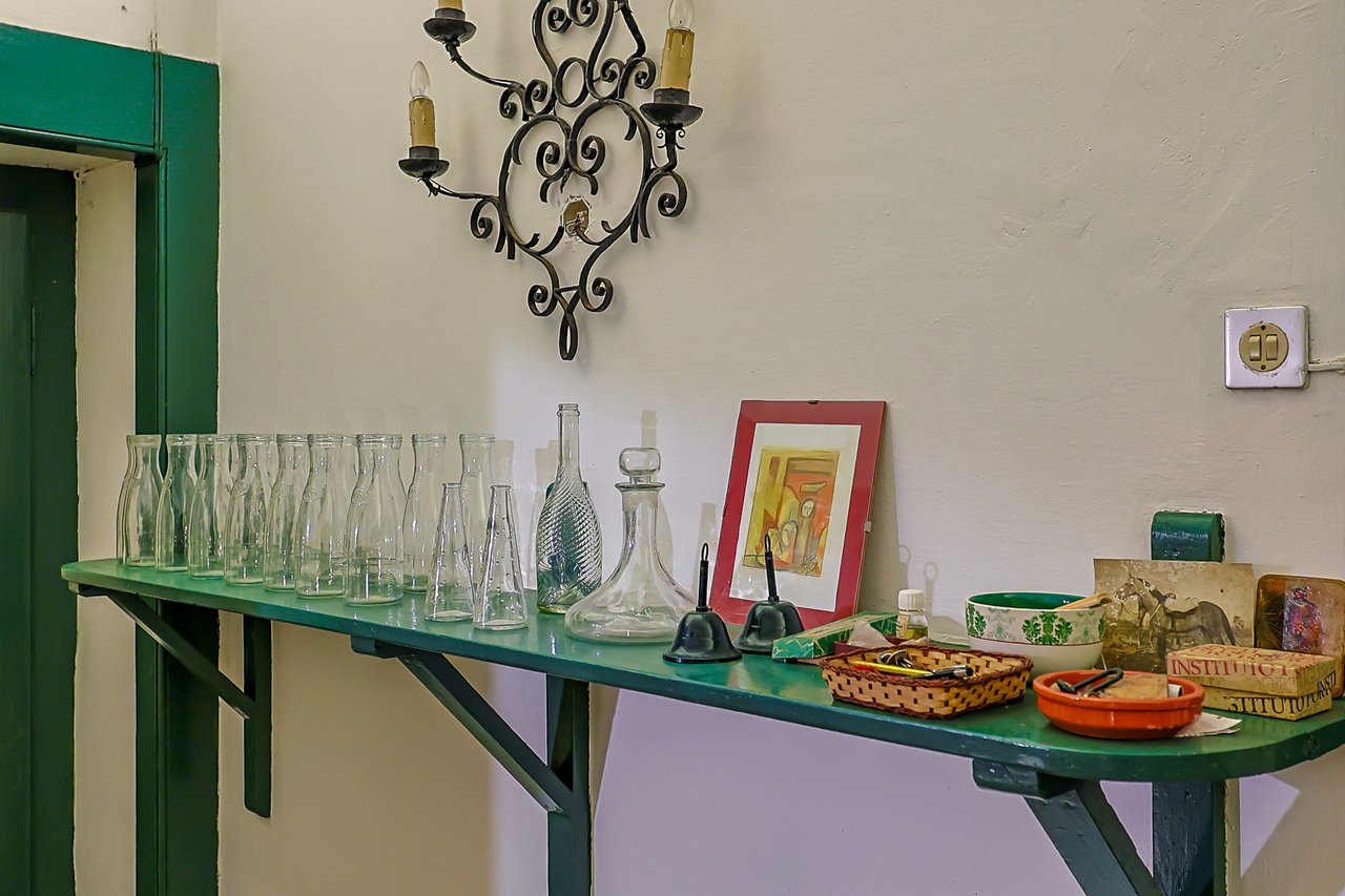 Quinta do Relógio: Historic 19th-Century Waterfront Palacete in Paço de Arcos, Oeiras