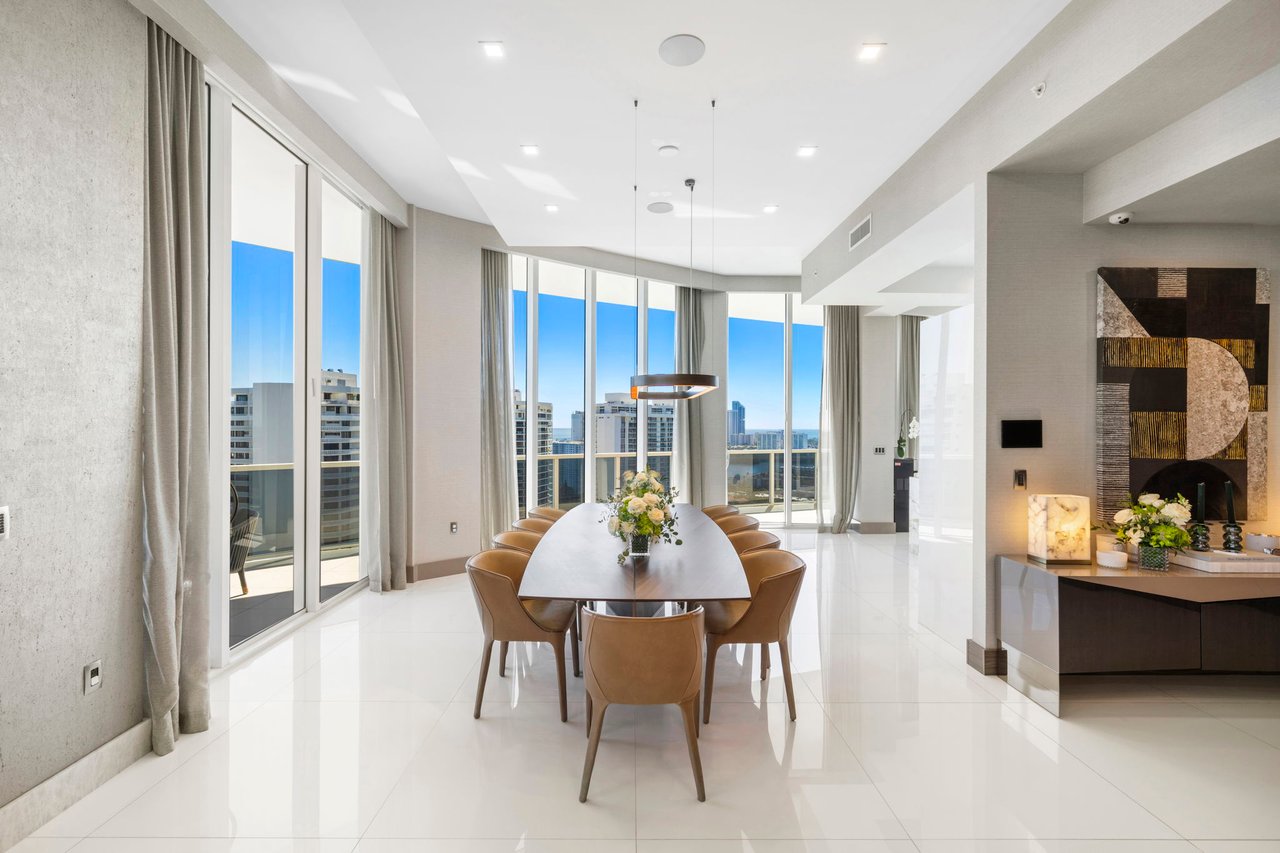 4100 Island Blvd # 1 Unit: PH-1