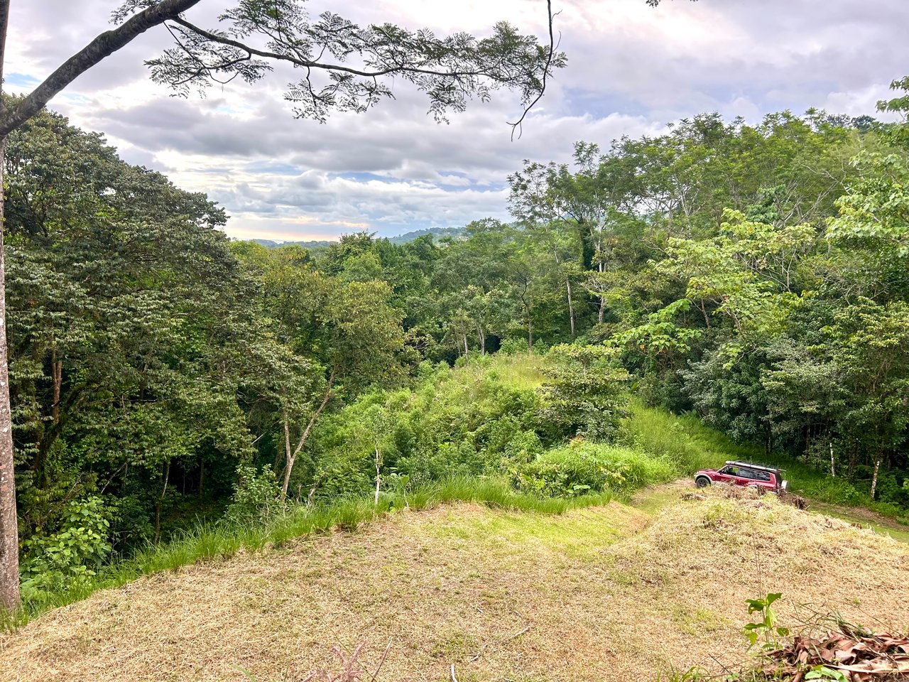 Beautiful Lot in Phase 9 Ojochal, Gated Communuity - NOW WITH LEGAL WATER