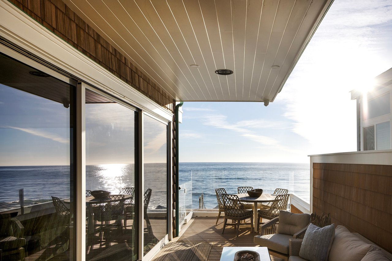 1880 N El Camino Real 23