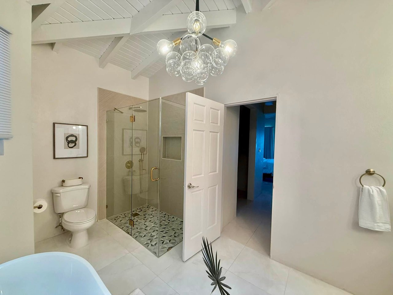 1149 George's Northside Standalone Home