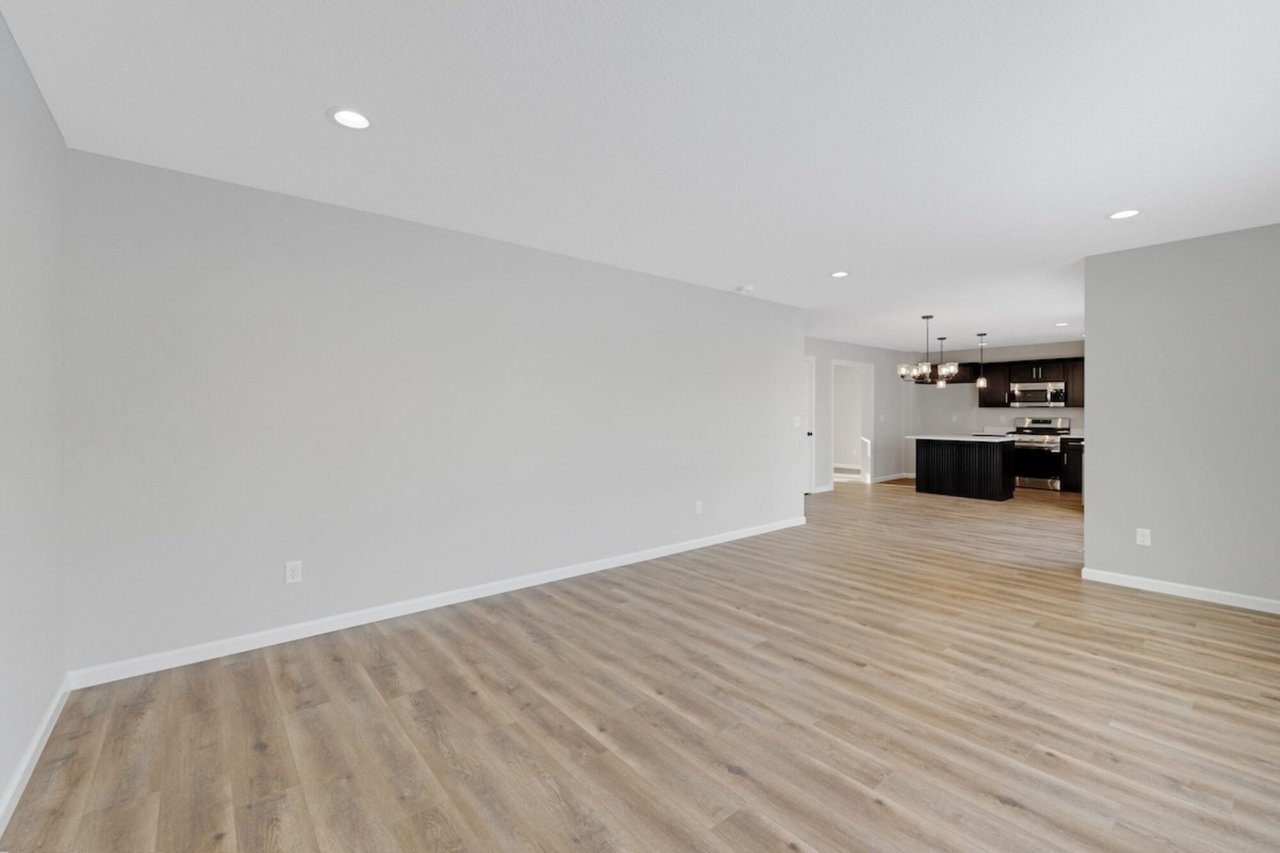 551 Persimmon Cove