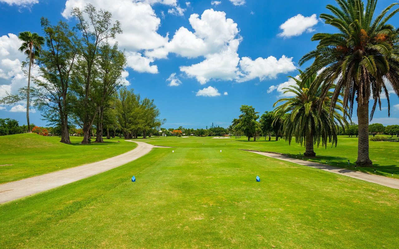 Esplanade Golf & Country Club