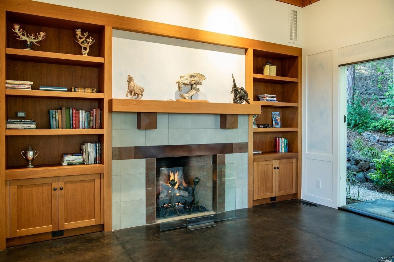 106 Mount Tiburon Rd