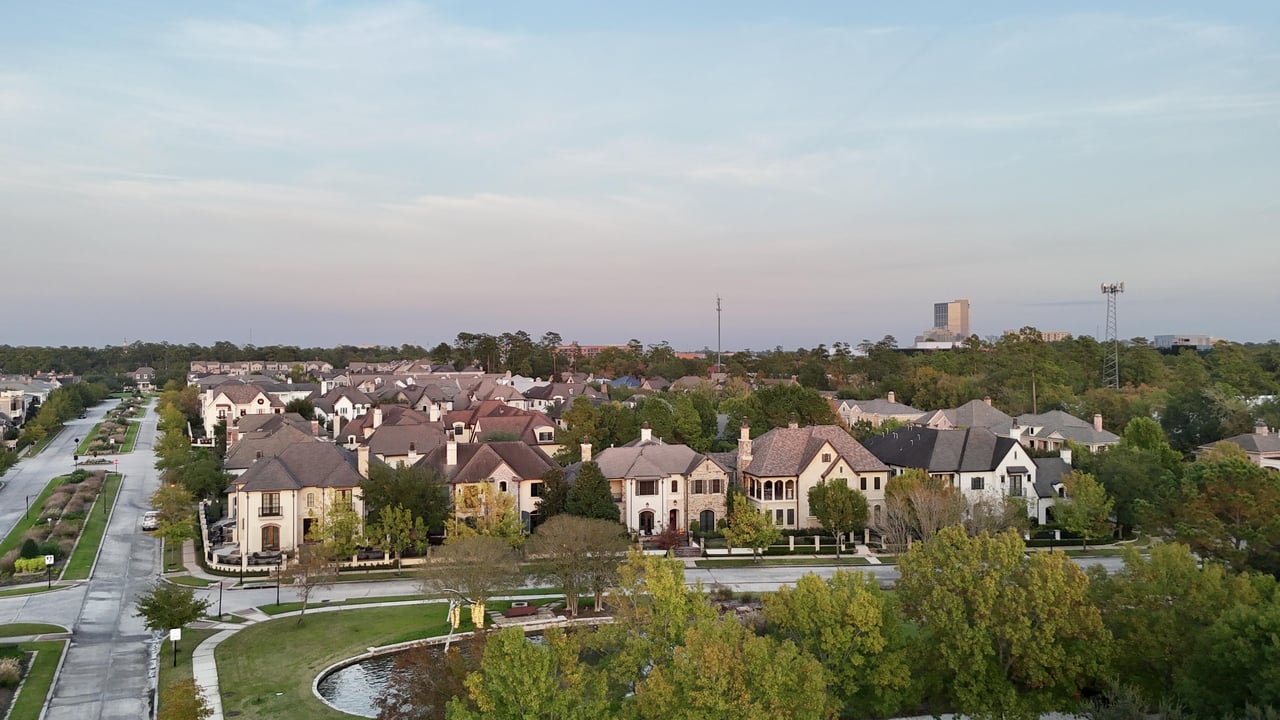 Oak Forest Houston homes for sale with large lots and new construction homes